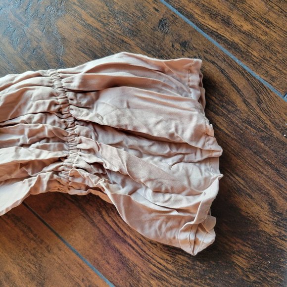 Love Riche Dress Beige Maxi Ruffle Poet Sleeves Cowl Neck Napa Valley Womans - Picture 16 of 16